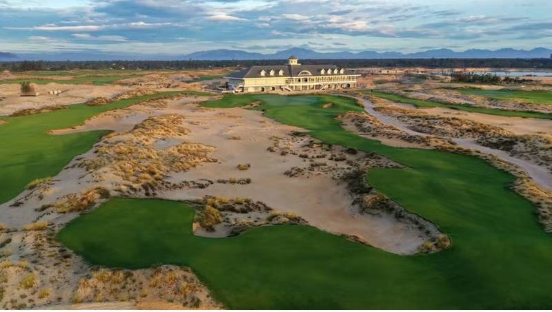 Đà Nẵng trở thành TP đầu tiên trên thế giới sở hữu sân golf đạt 2 chứng nhận GEO. Ảnh : Hoiana Resort & Golf.