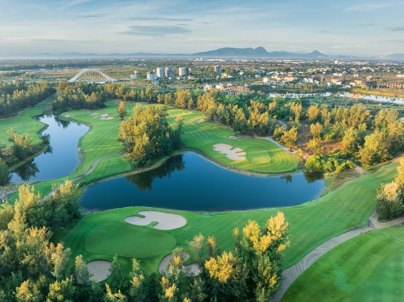 Miền Trung Việt Nam tiếp tục bứt tốc, giữ vững vị thế điểm đến golf số 1 châu Á.